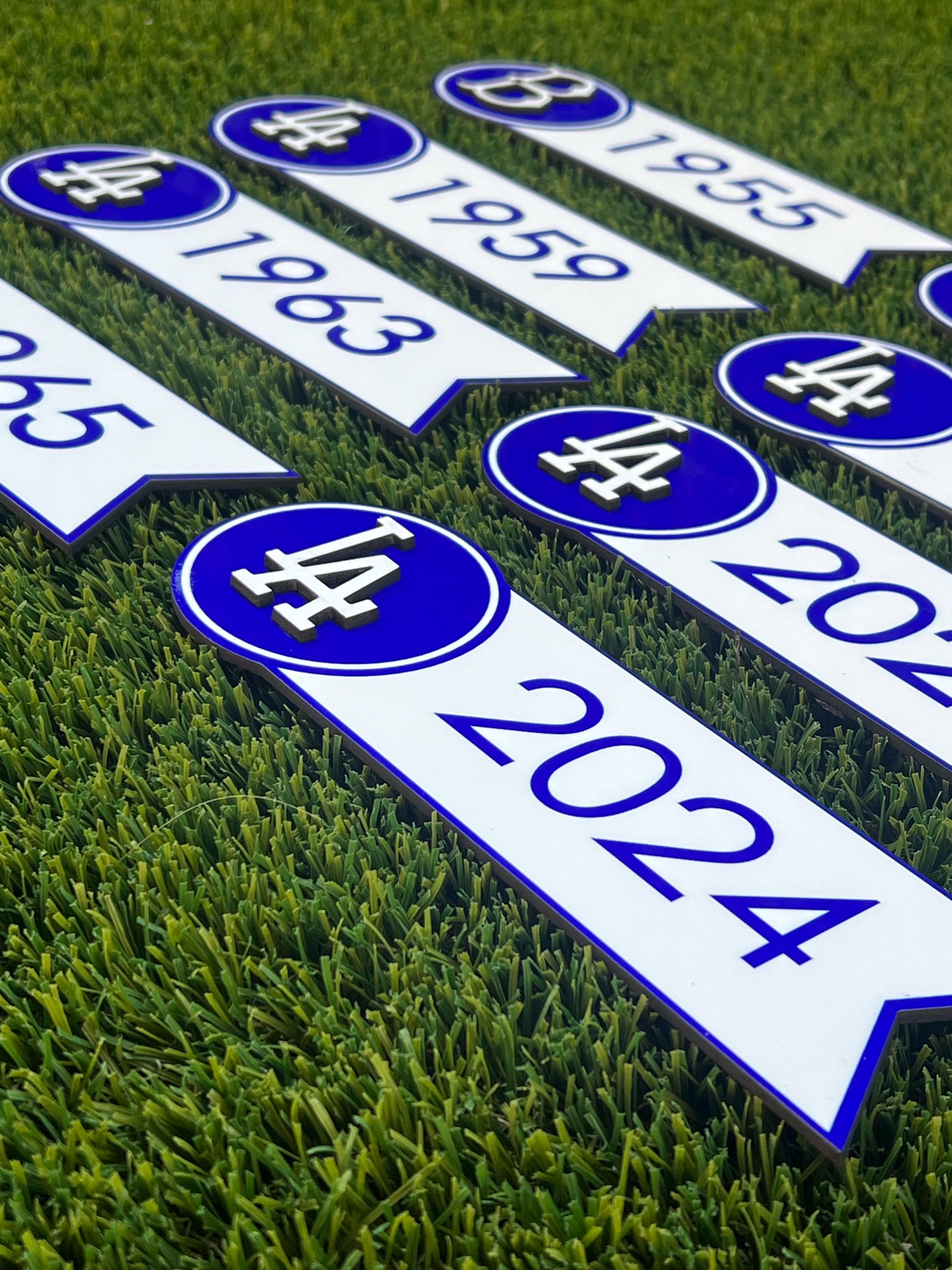 ドジャースのワールドシリーズ優勝ペナント（2025年を含む） - Etsy 日本