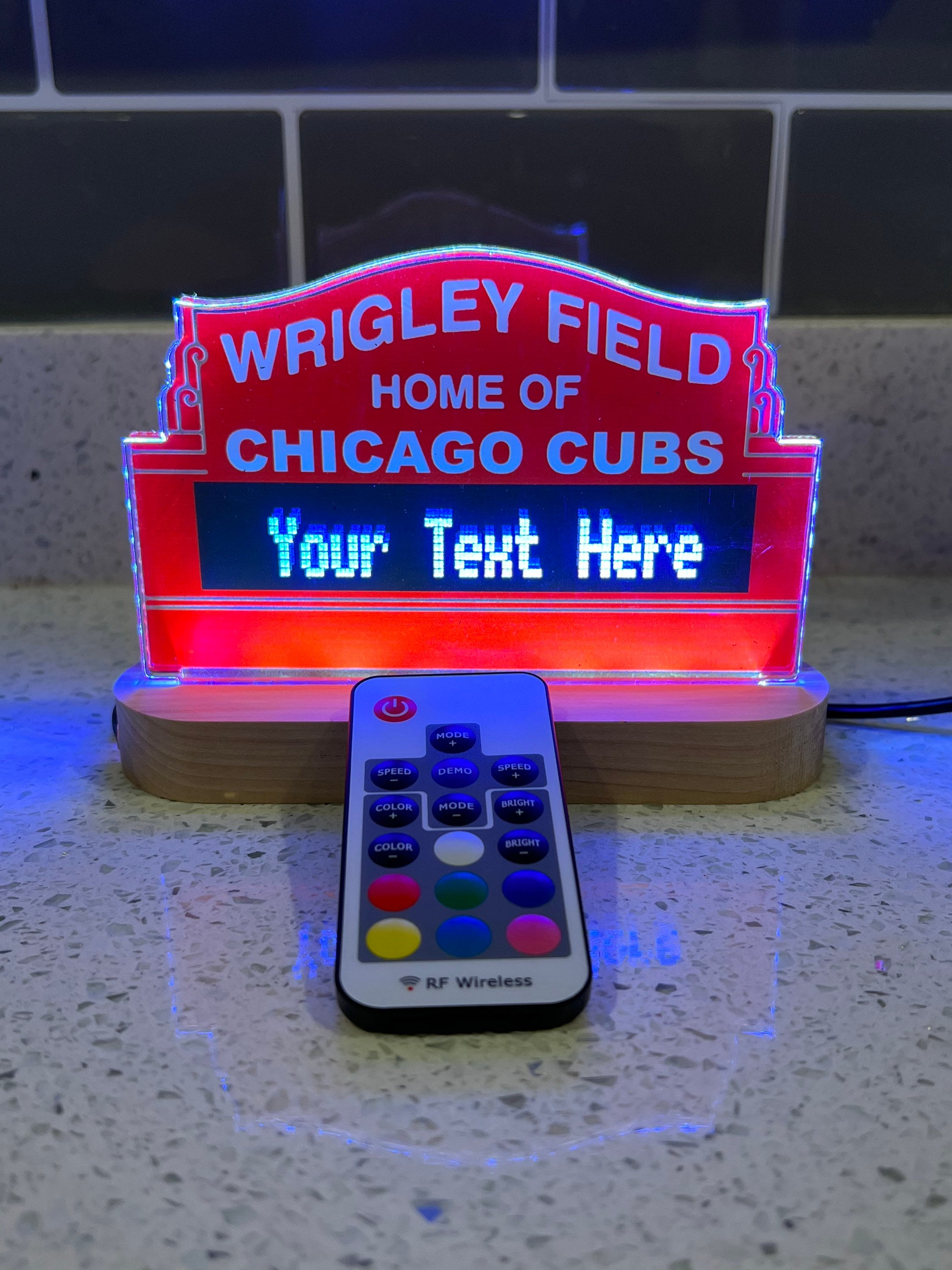 WRIGLEY FIELD SCOREBARD CLOCK IS CHICAGO CUBS GAME' Women's T