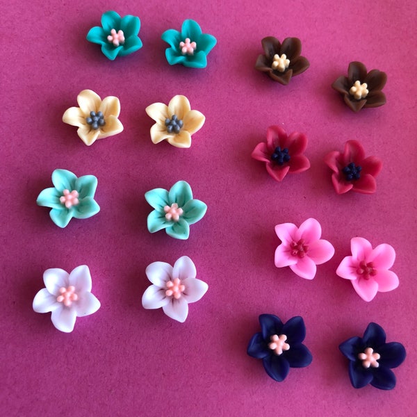 EARRINGS STUDS Pretty Hibiscus Flower Stud Earrings - various colours