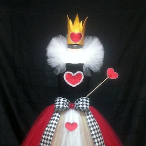 Heart Queen Tutu Dress, Heart Tutu Dress, Valentine Tutu, Heart Tutu, Heart Birthday Tutu, Heart Queen Costume, Queen of Hearts Costume