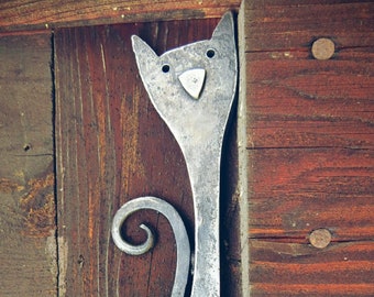 The Cat hand forged iron bottle opener, great cat and beer lover gift ***FREE PERSONALIZATION ***