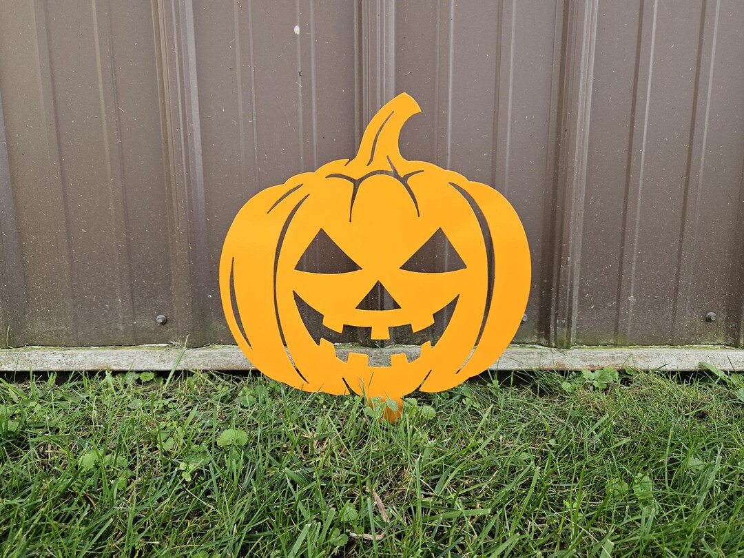 Metal Pumpkin Yard Stake for Halloween | Metal Jackolantern Yard Decor ...