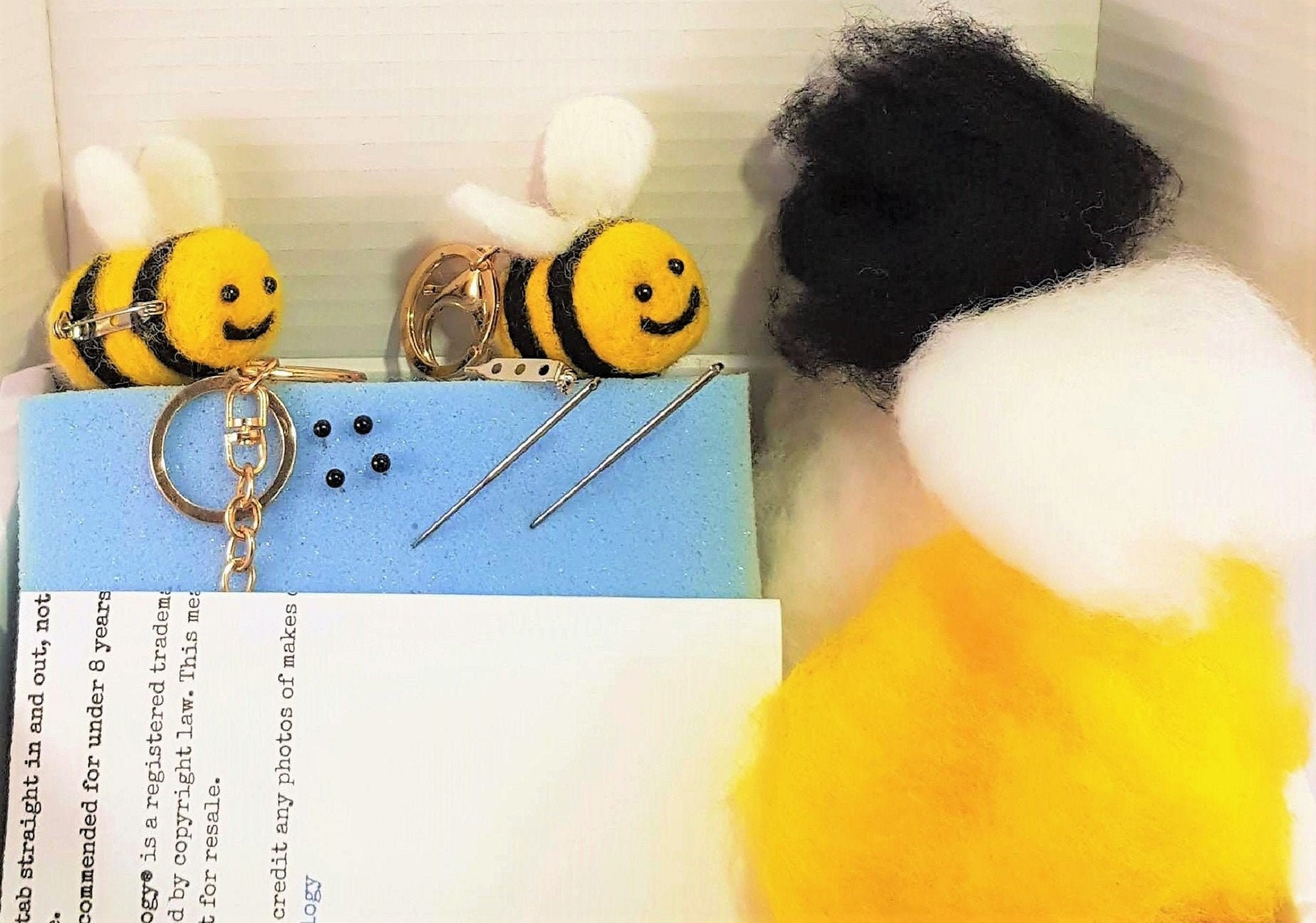 Needle Felting Bee Duo Boxed Kit Bees Keyring Brooch Gift Etsy UK