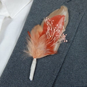 Peach Feather Boutonniere - Pastel Prom Boutonniere - Mens Boutonniere - Homecoming Boutonniere - Feather Lapel Pin