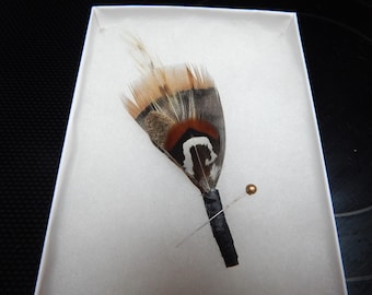 Rustic Feather Boutonniere - Peacock Feather Lapel Pin - Natural Feather Boutonniere - Rustic Boutonniere - Prom Boutonniere