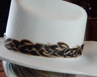 Banda de sombrero de plumas de plumas de pato Mallard perfectamente combinadas - Banda de sombrero de cazador de patos - Banda de sombrero de vaquero marrón - Banda de sombrero de pato