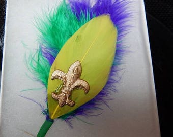 Mardi Gras Feather Boutonniere - Saints Lapel Pin - Football Boutonniere - Carnival  Boutonniere, Green, Puple and Gold lapel pin - Parade