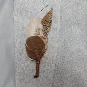 Rustic Feather and Leather Boutonniere - Wedding Boutonniere - Prom Boutonniere - Homecoming Boutonniere