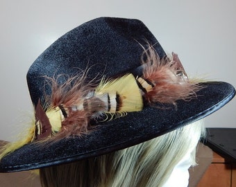 Banda para sombrero de plumas en tono tierra - Plumas para banda de sombrero de perdiz - Accesorio para sombrero de plumas