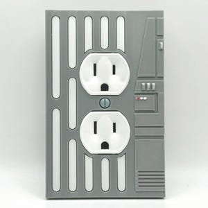 Funda para enchufe con forma de Estrella de la Muerte de Star Wars, decoración para habitación de jugador friki Single Outlet
