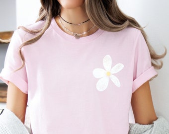 Daisy flower t-shirt, UNISEX floral theme hand printed tshirt, block print flower tee, linocut illustration, ethical spring summer fashion