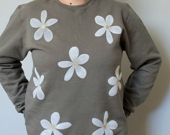 Coton ouaté marguerite, crewneck unisexe motifs fleurs style vintage imprimés à la main, chandail imprimé floral, mode printemps éthique