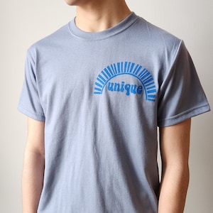 Uniek zon-T-shirt, UNISEX handgedrukt t-shirt, uniek T-shirt met blokprint, handgestempelde retro zonillustratie, ethische lentemode