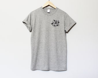 パクボヨン着用[NON LOCAL]Lily Hand Drawing T-shirt (2 COLOR) MUSINSA | NONLOCAL [NONLOCAL X EveryBlankSpace] Lily Hand