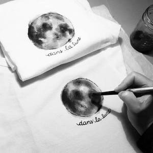 Full moon t-shirt, moon phases hand painted UNISEX pocket shirt, dans la lune, monochrome minimalist, celestial art, white relaxed fit image 9