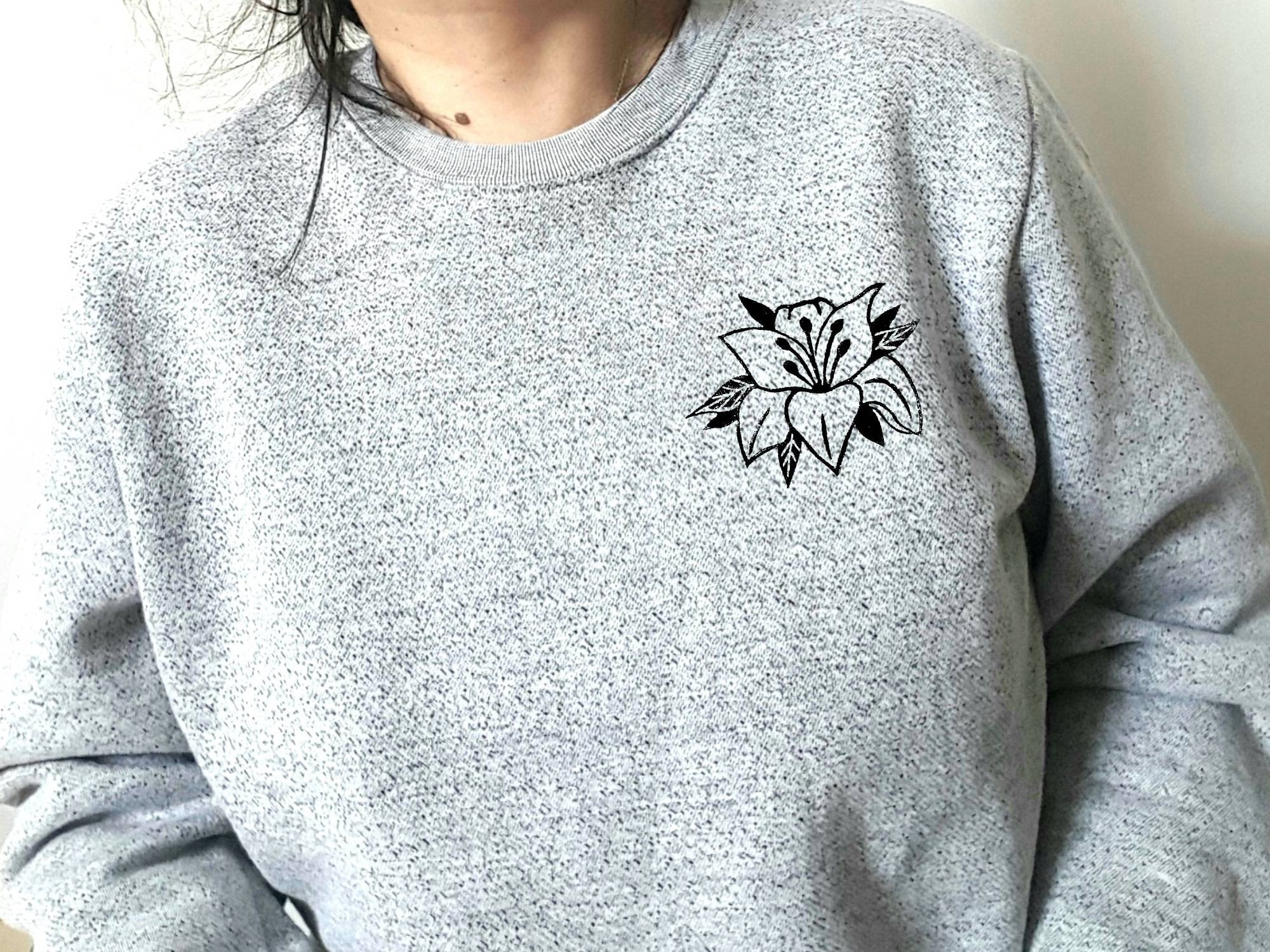 Lily Sweatshirt Flower Print Sweater Unisex Floral Crewneck - Etsy