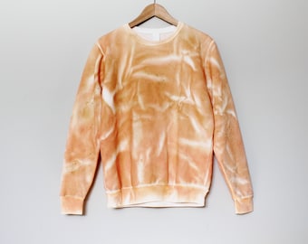 Klaar voor verzending, handgeschilderd tie-dye-sweatshirt: abrikoosgouden ronde hals, unisex fleecetrui