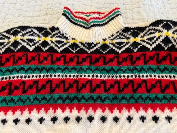Scandinavian Small Vintage hand knit sweater - image 2