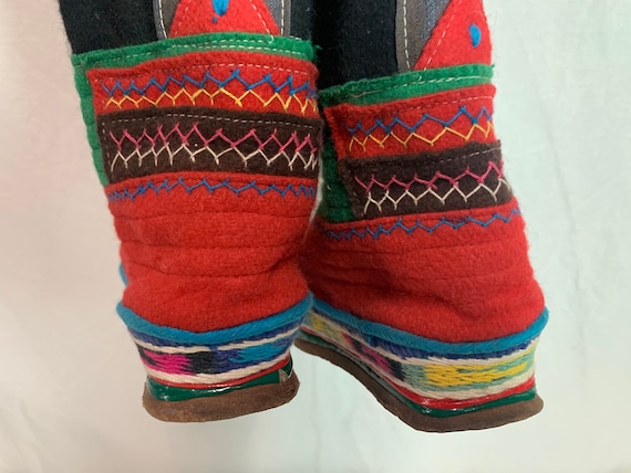 Bhutan boots 1970's - image 8