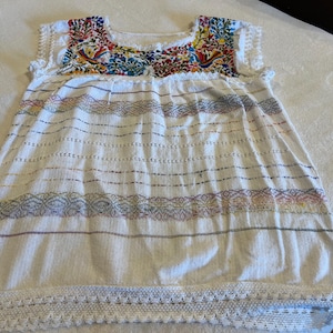 Huipil blouse Mexico Oaxaca embroidered village vintage