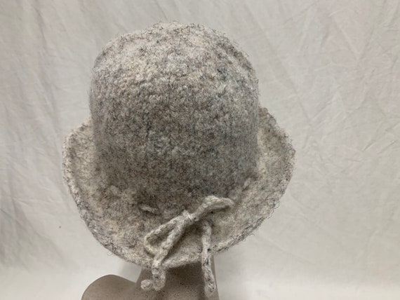 Felted hand made hat - image 5