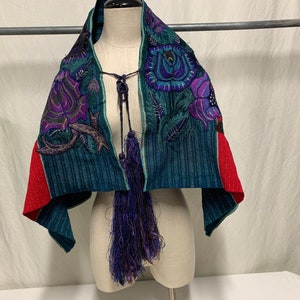 Chiapas poncho/shawl hand woven and embroidered Zinacantan vintage