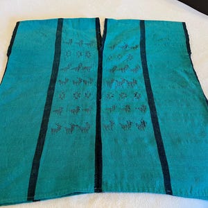 Huipil/blouse Mexico vintage village animal designs