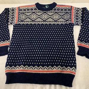 Dale of Norway M/L vintage woman&#39;s sweater