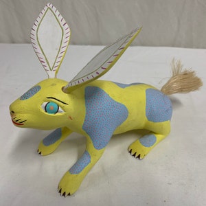 Oaxaca alebrije vintage carving signed Santos Pino Santiago