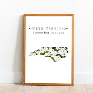 Arte da parede da flor do estado da Carolina do Norte, impressão de dogwood florido da Carolina do Norte, arte do mapa da Carolina do Norte, pôster da flor do estado, arte para download