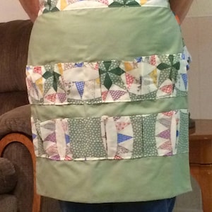 Egg gathering apron