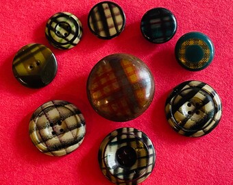 9 VINTAGE CELLULOID BUTTONS