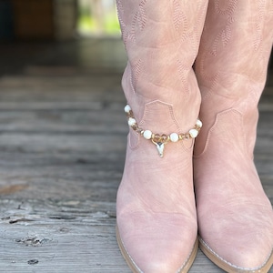Cow Skull Cowgirl Boot Bracelet - Bull Skull Pendant Boot Jewelry for Cowboy Boots, Country Girl Gifts