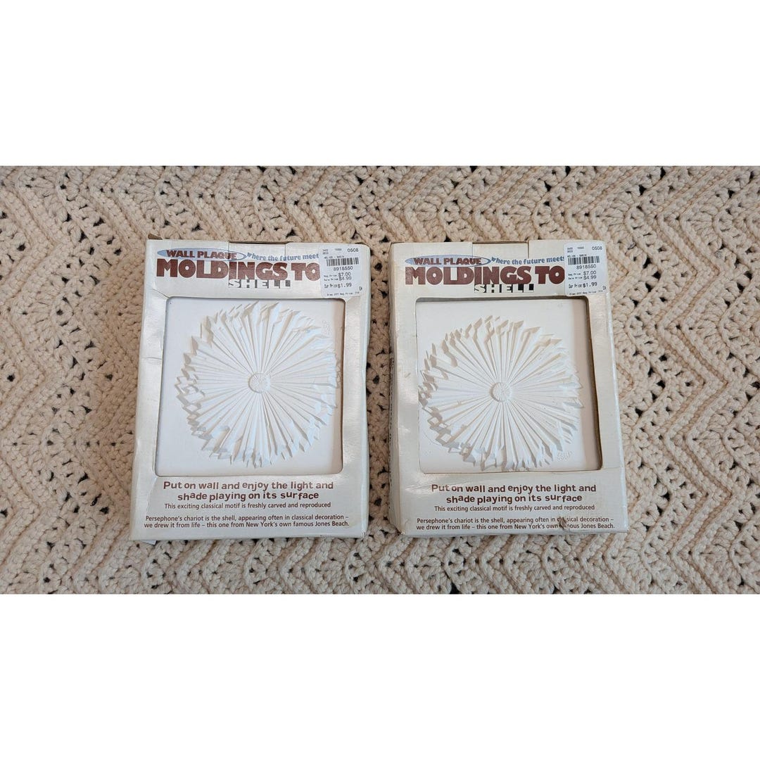 Helios Shell 2 Pack Moldings to Go Helios Shell Wall Plaque White 5x5 Architectural ...