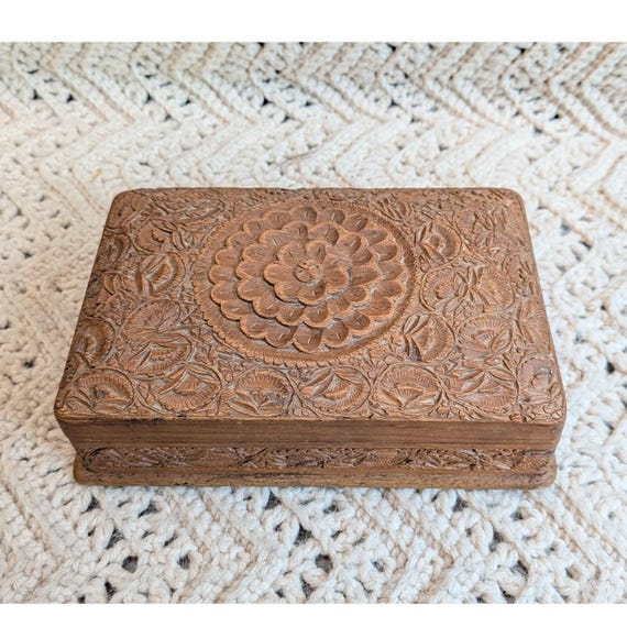 Vintage Hand Carved Wooden Trinket Box Floral Decorative Jewelry Keepsake Chest