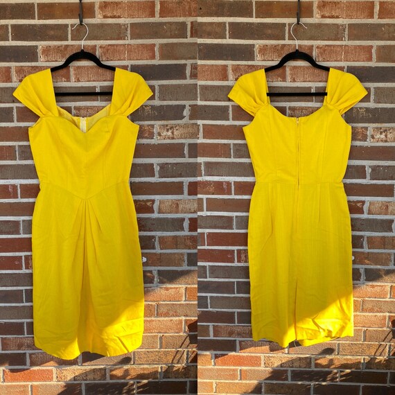 1970s 1980s Perfect Golden Yellow Sweatheart Wigg… - image 1