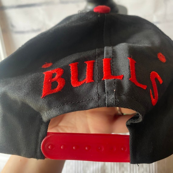 1990s Chicago Bulls Red Black Green Snapback Hat - image 7