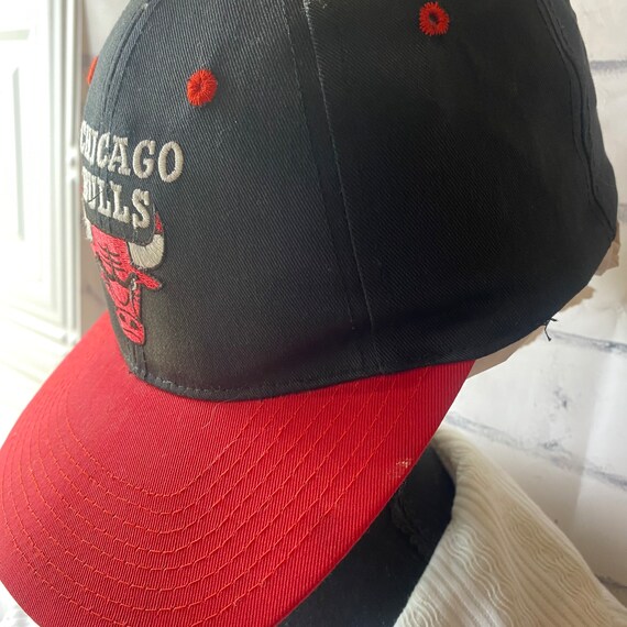 1990s Chicago Bulls Red Black Green Snapback Hat - image 5