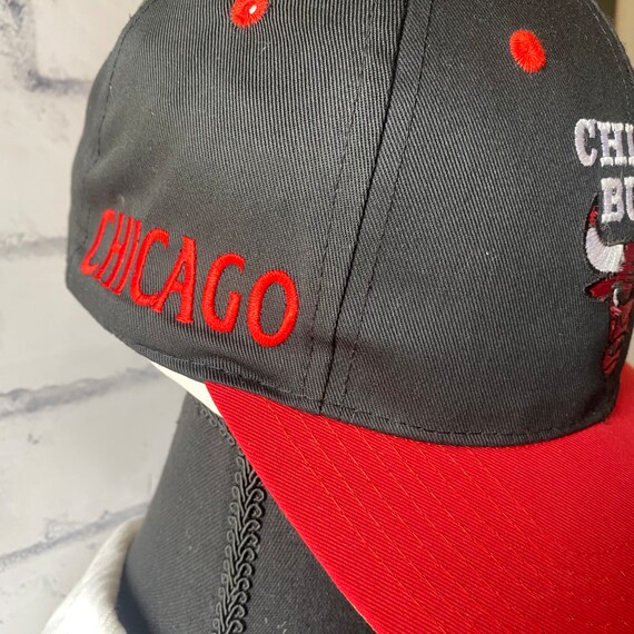 1990s Chicago Bulls Red Black Green Snapback Hat - image 6