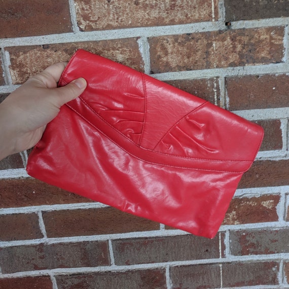 red envelope purse