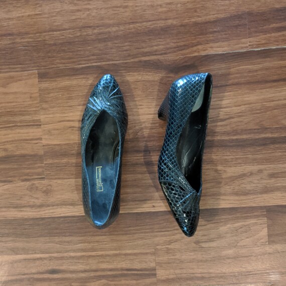 navy snakeskin pumps
