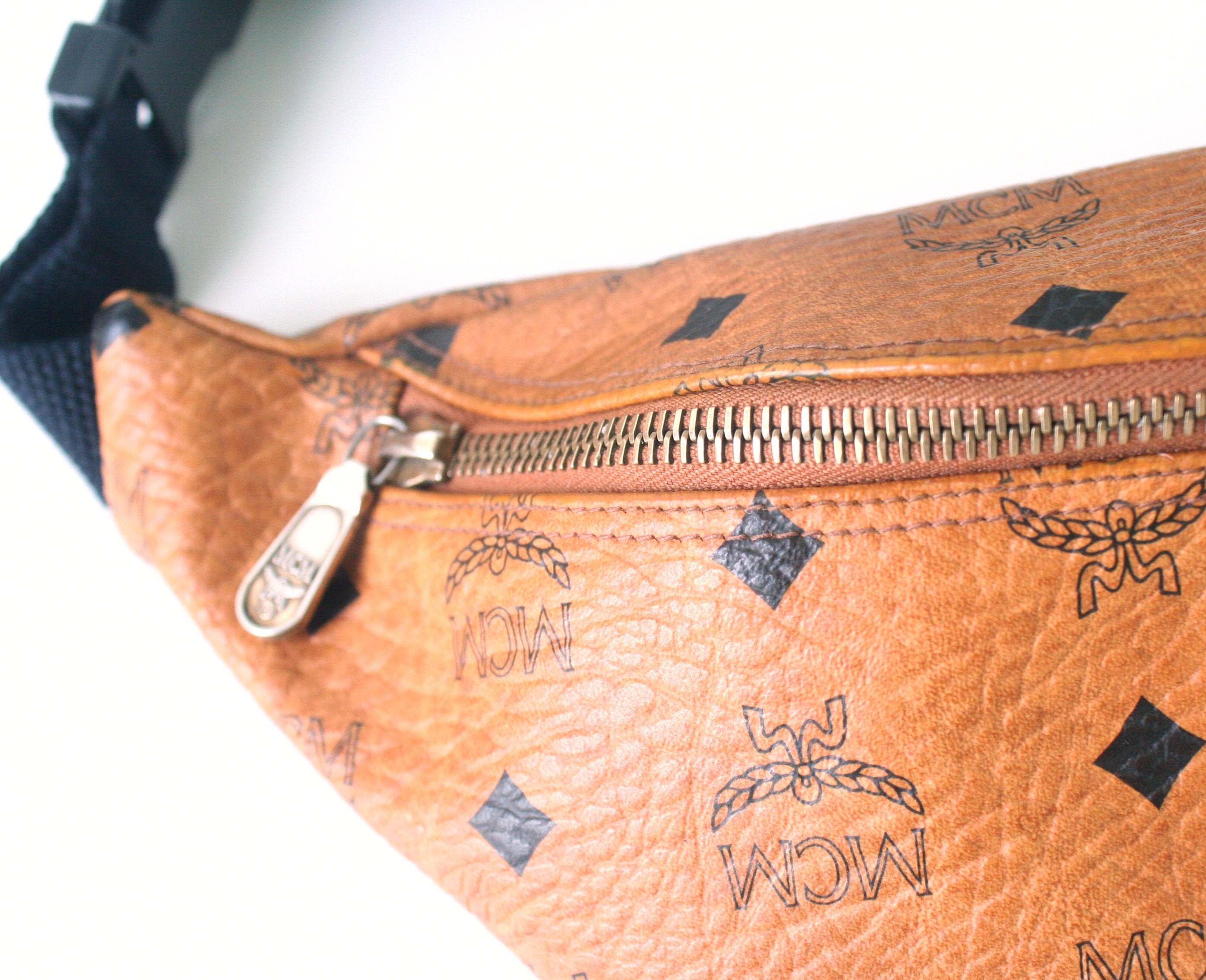 MCM Cognac Visetos Fanny Pack – Vintage Strains