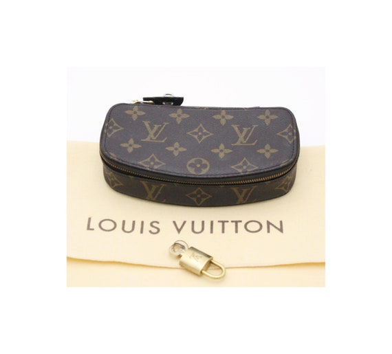 lv jewelry case