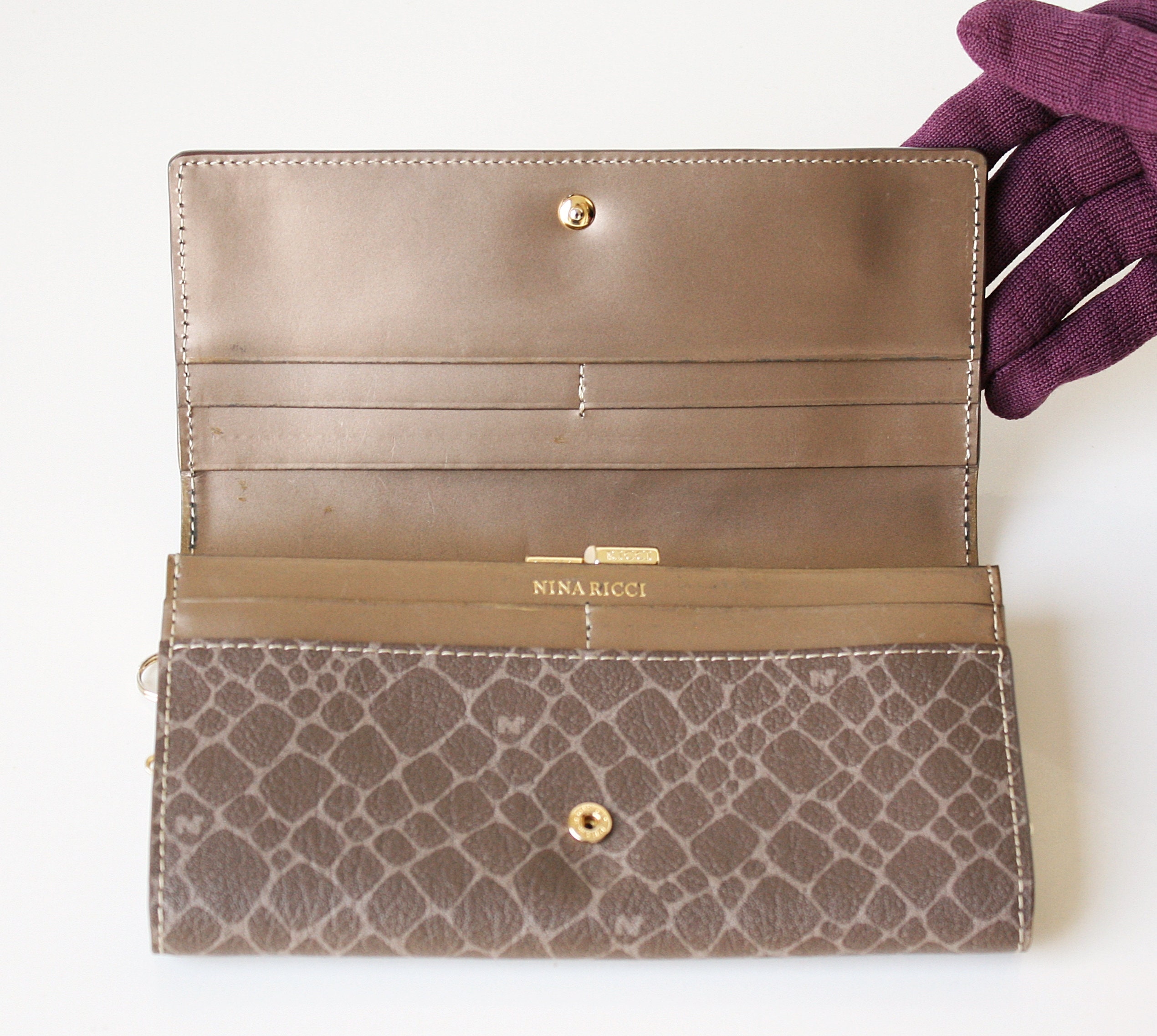 Nina Ricci Leather Kiss Lock Long Wallet Etsy Ireland