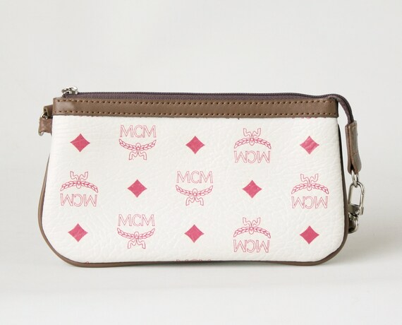 Mcm clutch purse sales