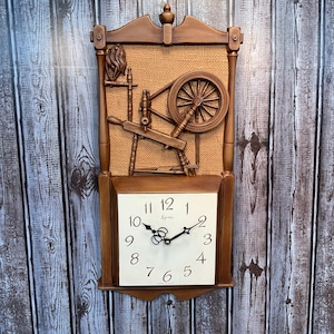 Vintage Syroco Spinning Wheel Clock, MCM Clock