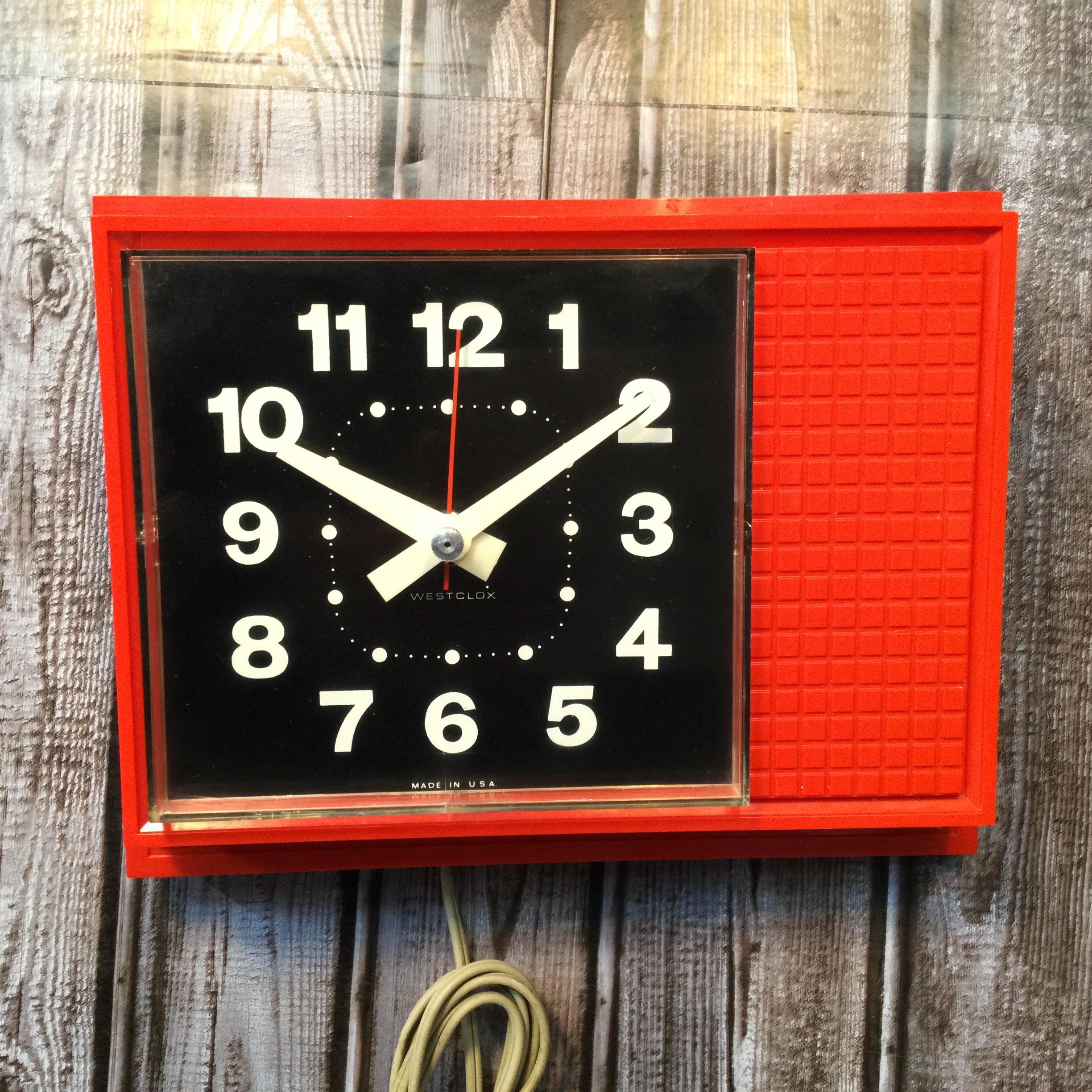 ビンテージ 掛け時計  FoxKlox Vintage Red Plastic Westclox Clock , Tested Working, S13AN - Etsy