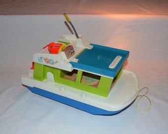 toy houseboat