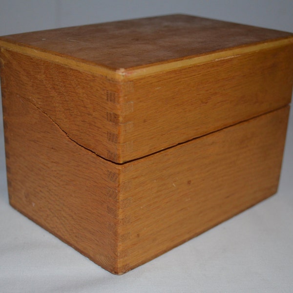 Vintage Wayne Novelty Wood Recipe Box - Oak - Metal Hinges with Dovetail Corners - Index Card Box - Honey Oak Stain