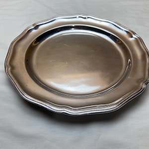 RWP Wilton Armetale Serving Plate Platter 11.75&quot; Queen Anne Plough Tavern Hollowware Reproduction Early American 18th Century Colonial
